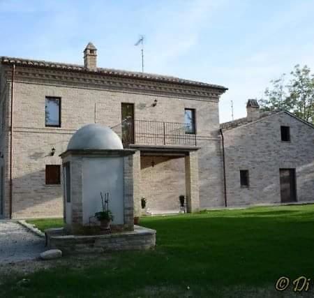 L' Antico Pozzo Country House Monsampietro Morico Ngoại thất bức ảnh