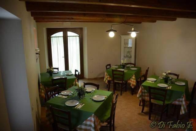L' Antico Pozzo Country House Monsampietro Morico Ngoại thất bức ảnh