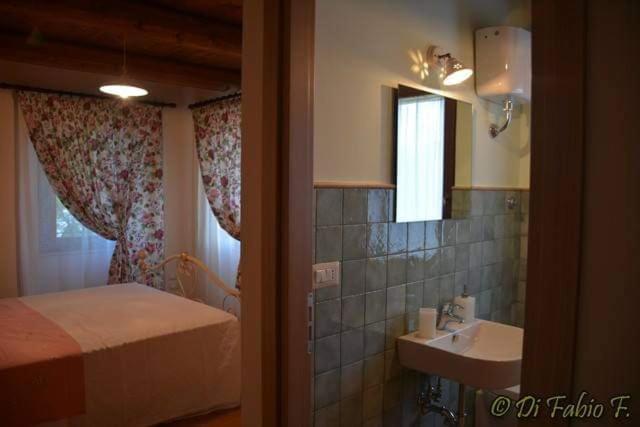 L' Antico Pozzo Country House Monsampietro Morico Ngoại thất bức ảnh